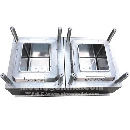 2 iml mould_546